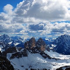 Flugwegposition um 14:27:32: Aufgenommen in der Nähe von 39034 Toblach, Südtirol, Italien in 2887 Meter